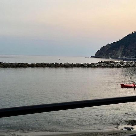 La Casa Novella, A 450 Metri Dal Mare Lägenhet Moneglia Exteriör bild
